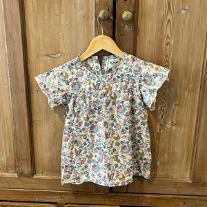 Girls floral The Oaks top with flutter sleeves size 6Y